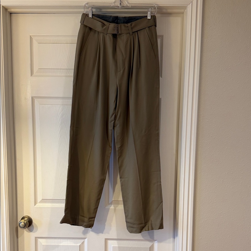 Todd Snyder 100% Wool Olive Dress Pants Sz 30/30.  NWOT.  Box31